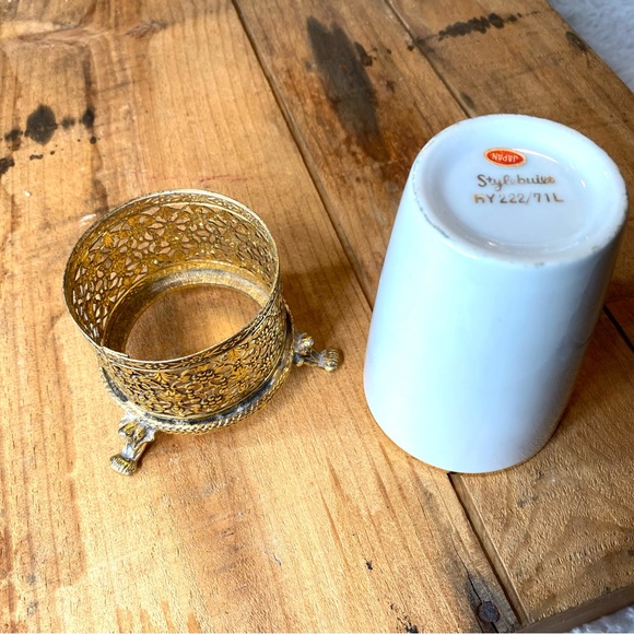 Vintage Stylebuilt Porcelain And Gilded Gold Tone Vanity Cup Holder - Picture 3 of 6